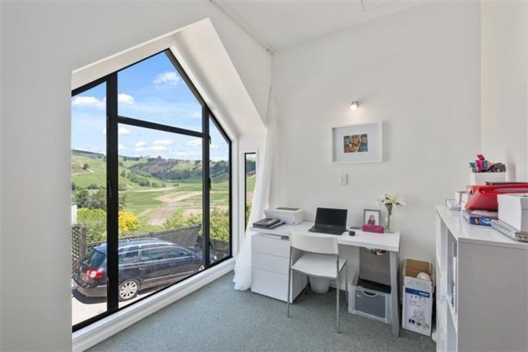 Photo of property in 22 Lucknow Place, Cashmere, Christchurch, 8022