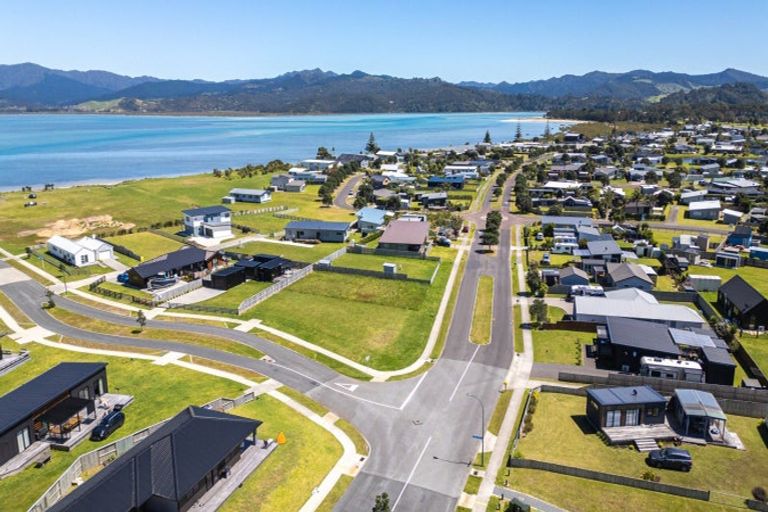 Photo of property in 174 Harbour Drive, Matarangi, Whitianga, 3592