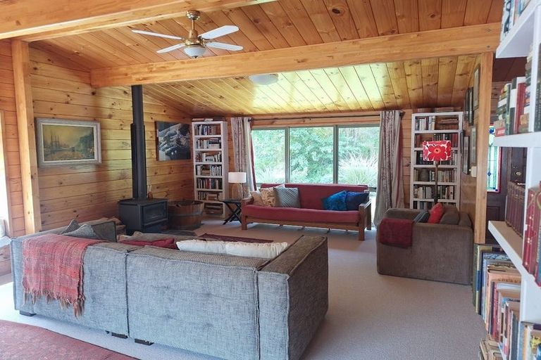 Photo of property in 1083 Blue Mountains Road, Blue Mountains, Upper Hutt, 5371