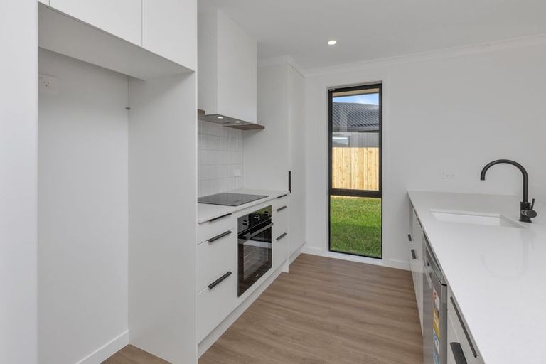 Photo of property in 8 Taurangawaka Road, One Tree Point, 0118