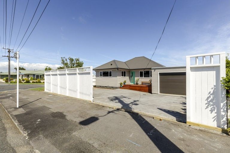 Photo of property in 134 Tukapa Street, Westown, New Plymouth, 4310