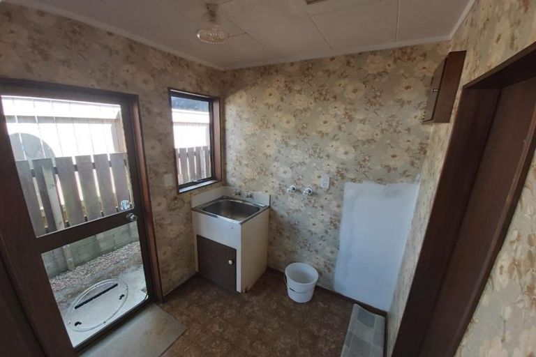 Photo of property in 18 Cutfield Road, New Plymouth, 4310