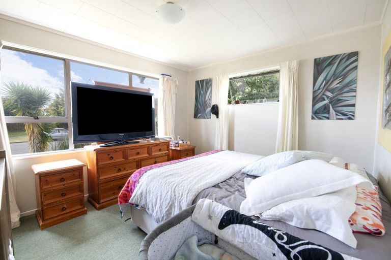 Photo of property in 41 Fife Crescent, Tamatea, Napier, 4112