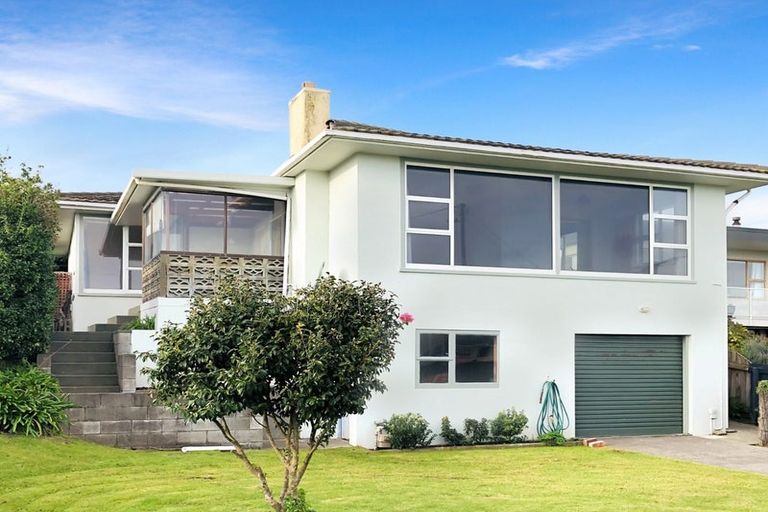 Photo of property in 176 Karaka Street, Castlecliff, Whanganui, 4501