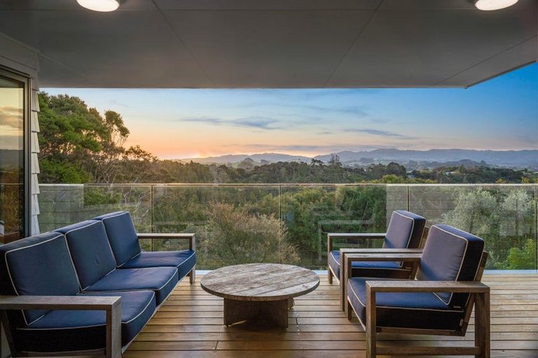 Photo of property in 2 Kauri Drive, Sandspit, Warkworth, 0982