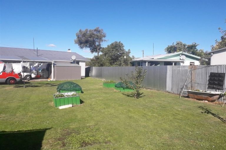 Photo of property in 17 Saint Clair Street, Takapau, 4203