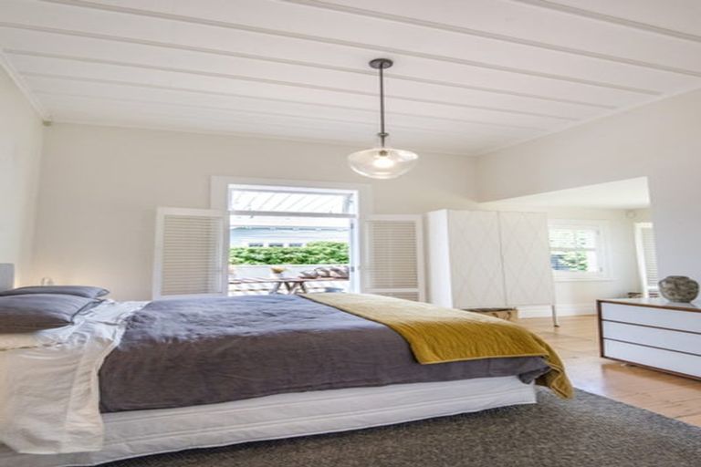 Photo of property in 38 Albert Road, Devonport, Auckland, 0624