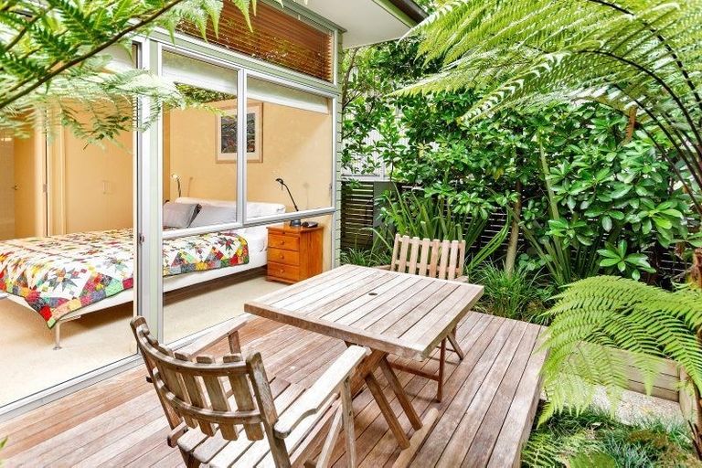 Photo of property in 35a Clifton Road, Hauraki, Auckland, 0622