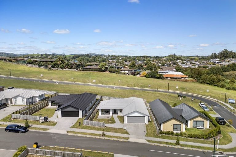 Photo of property in 4 Maluma Close, Ohauiti, Tauranga, 3112