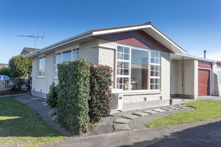 Photo of property in 2/31 Hartford Street, Burnside, Christchurch, 8053