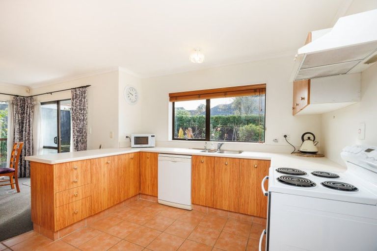 Photo of property in 14 Fraser Court, Roslyn, Palmerston North, 4414