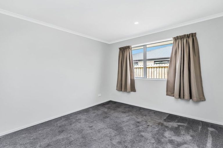 Photo of property in 52 Lucca Crescent, Rolleston, 7615