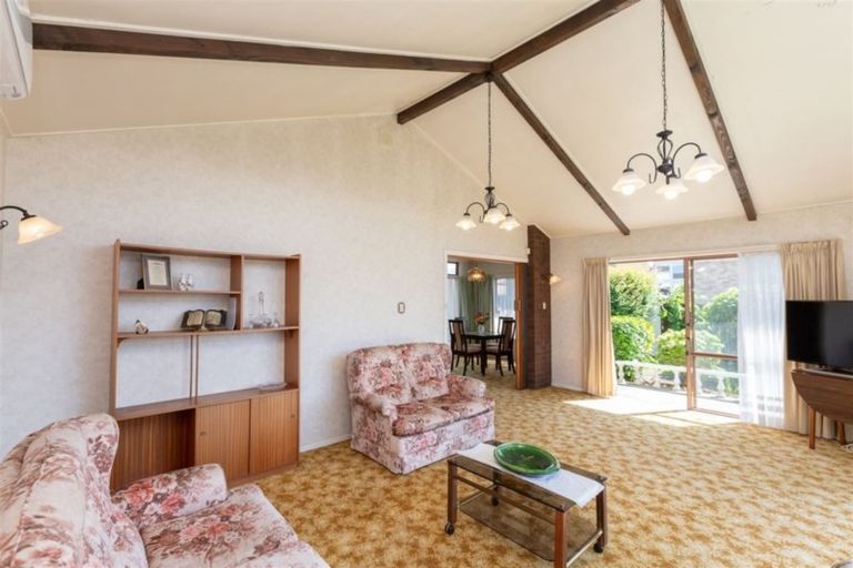 Photo of property in 24 Forest Lake Road, Forest Lake, Hamilton, 3200