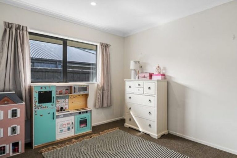 Photo of property in 121 Infinity Drive, Pegasus, 7612