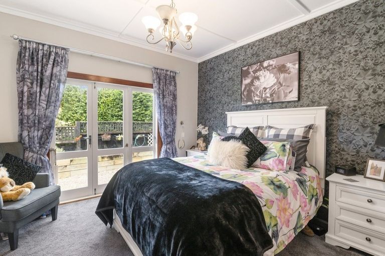 Photo of property in 1070 Queen Street East, Levin, 5510