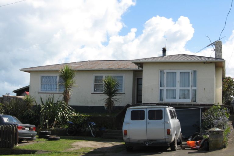 Photo of property in 51 Rangiora Street, Castlecliff, Whanganui, 4501