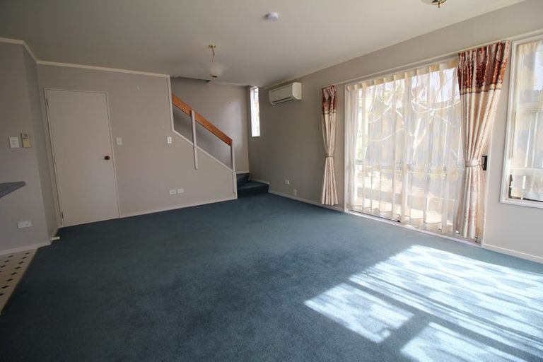Photo of property in 106a Moorefield Road, Johnsonville, Wellington, 6037