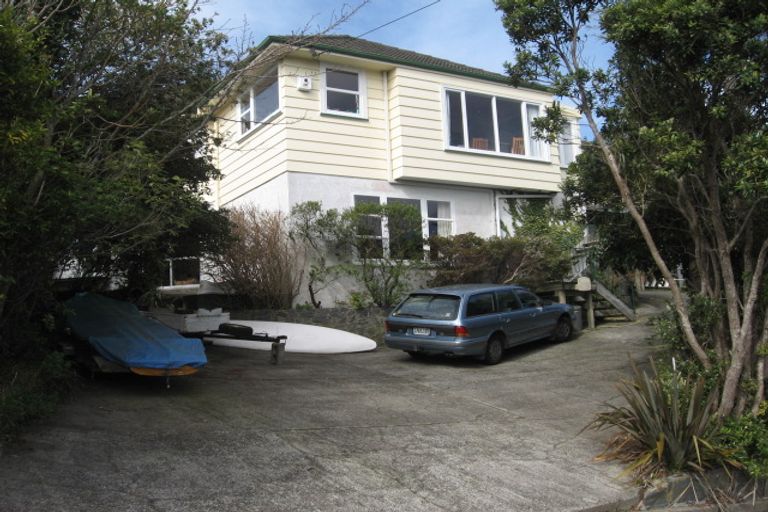 Photo of property in 25 Versailles Street, Karori, Wellington, 6012