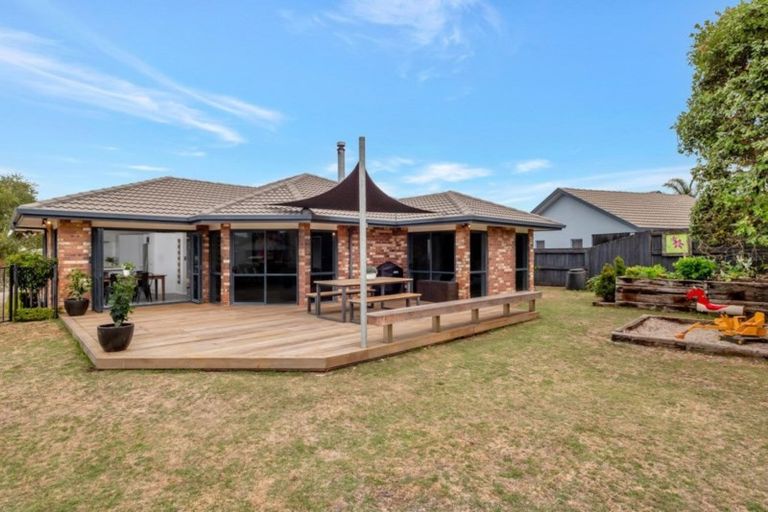 Photo of property in 14 Longview Drive, Papamoa Beach, Papamoa, 3118