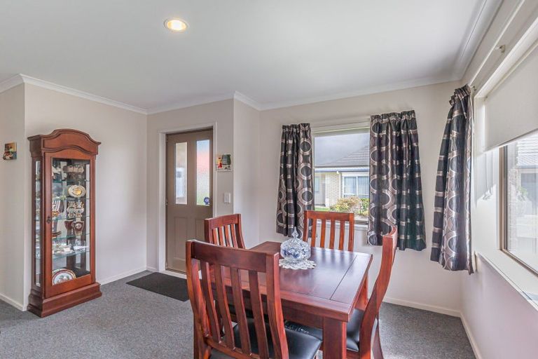 Photo of property in Trackside Villas, 54/91 Mako Mako Road, Levin, 5510