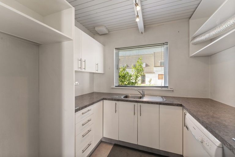 Photo of property in 3/62 Picton Avenue, Riccarton, Christchurch, 8011