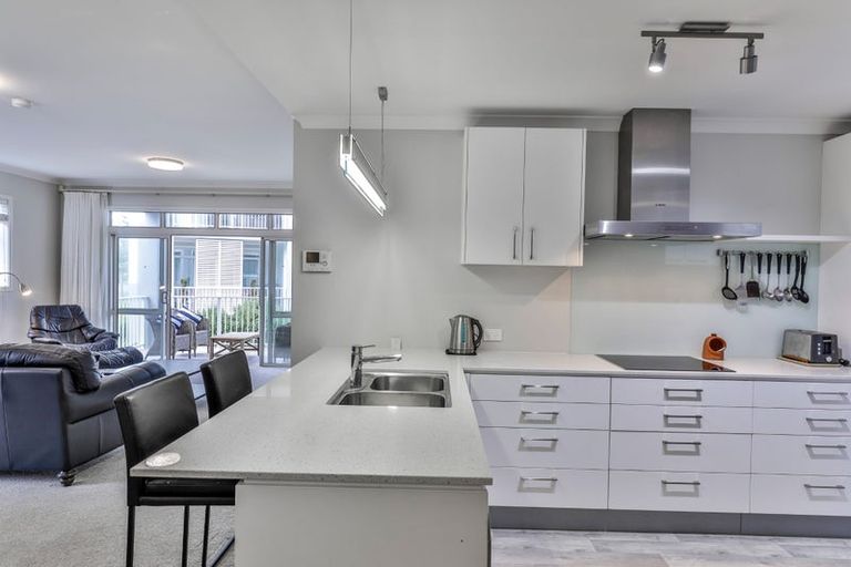 Photo of property in 63 Parkside Drive, Orewa, 0931
