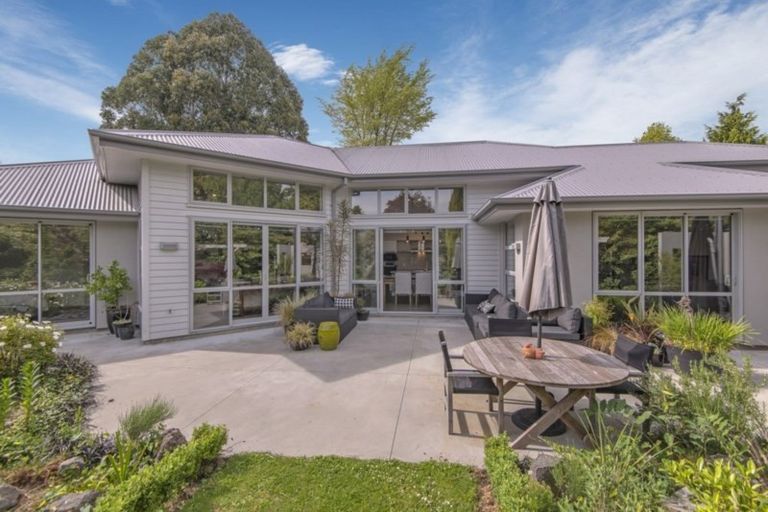 Photo of property in 684 Main North Road, Belfast, Christchurch, 8051