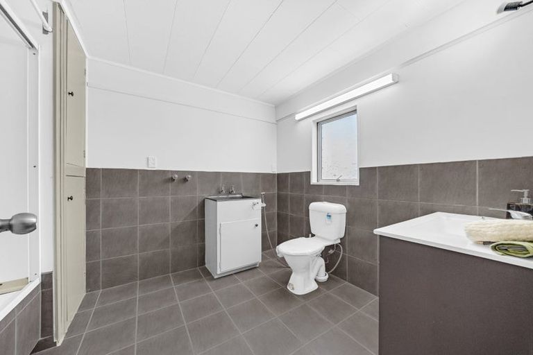 Photo of property in 4/56 Rimu Street, New Lynn, Auckland, 0600