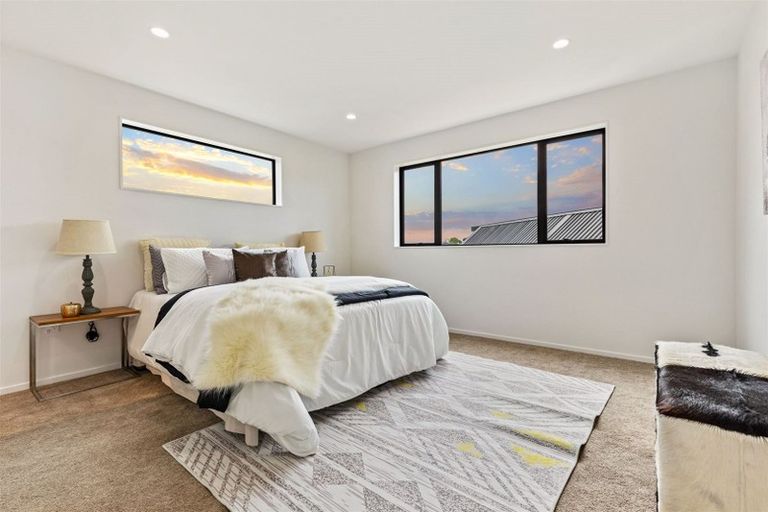 Photo of property in 19 Konoba Avenue, Kumeu, 0810