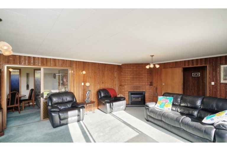 Photo of property in 10 Walker Place, Rangiora, 7400