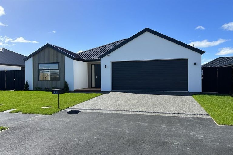 Photo of property in 28 Larissa Road, Halswell, Christchurch, 8025
