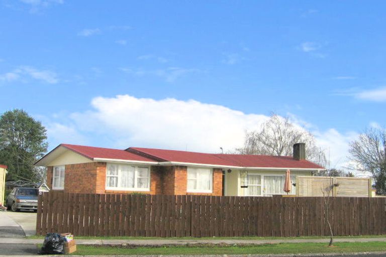 Photo of property in 29 Rhonda Avenue, Deanwell, Hamilton, 3206