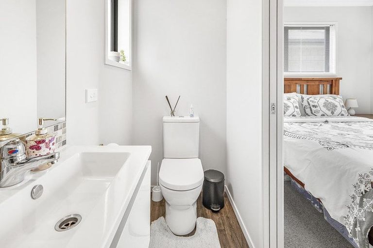 Photo of property in 4/37 North Ridge Drive, Rototuna North, Hamilton, 3210