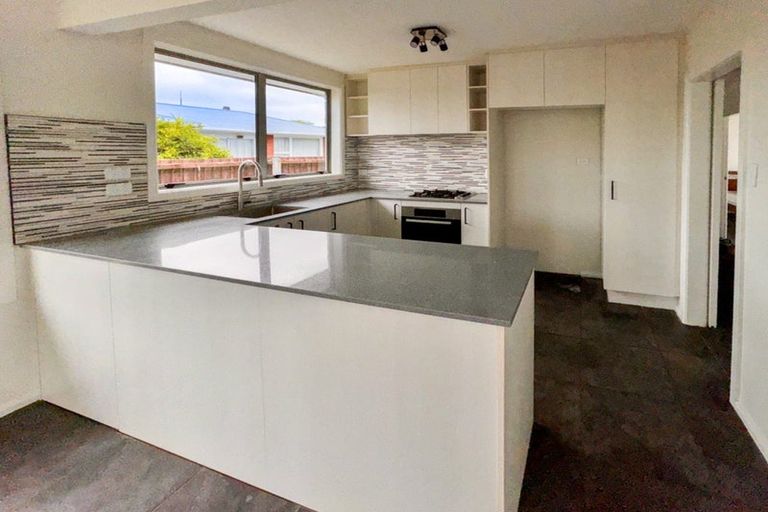 Photo of property in 5 Oldwood Street, Bishopdale, Christchurch, 8053