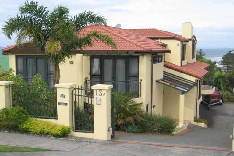 Photo of property in 13a Brighton Terrace, Mairangi Bay, Auckland, 0630