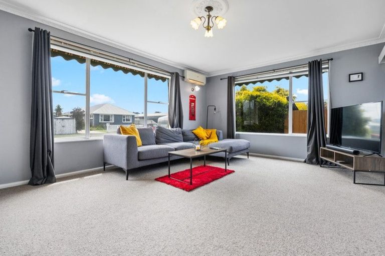 Photo of property in 21 Blakehall Place, Spreydon, Christchurch, 8024