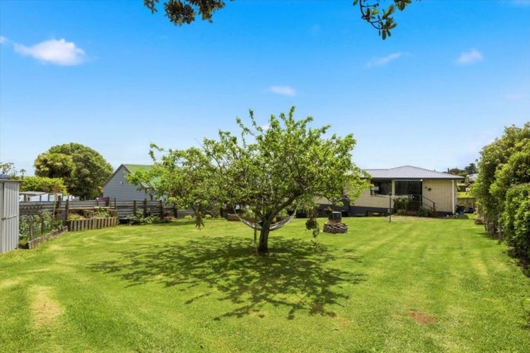 Photo of property in 3 Ngaparaoa Drive, Maketu, Te Puke, 3189