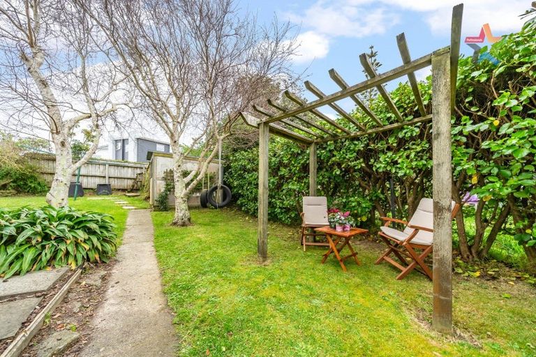 Photo of property in 22 Waiuta Street, Titahi Bay, Porirua, 5022