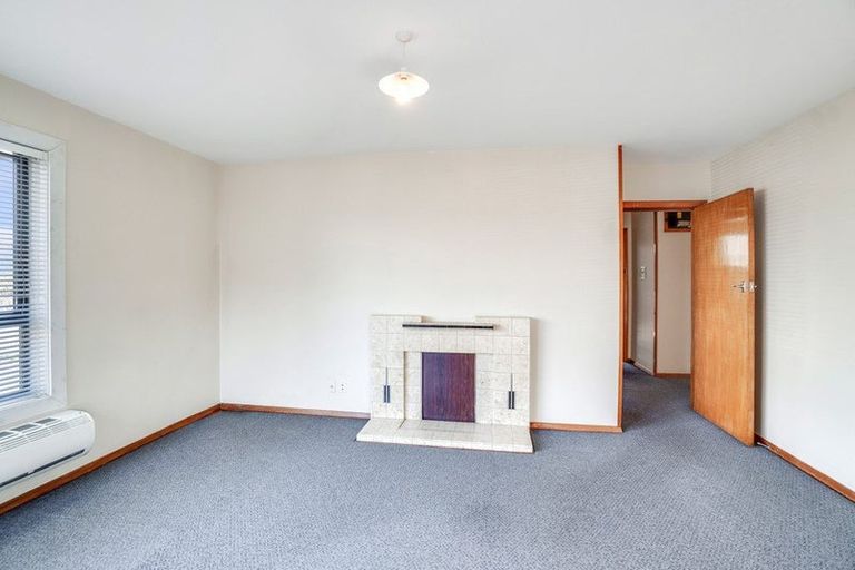 Photo of property in 16 Ngata Place, Hei Hei, Christchurch, 8042