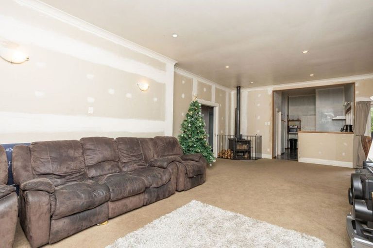 Photo of property in 30 Victoria Avenue, Dannevirke, 4930