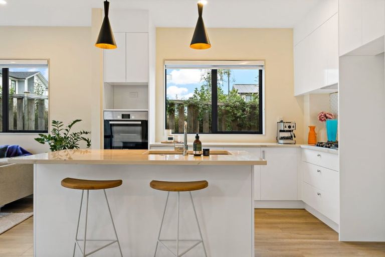 Photo of property in 70 Kano Way, Hobsonville, Auckland, 0616