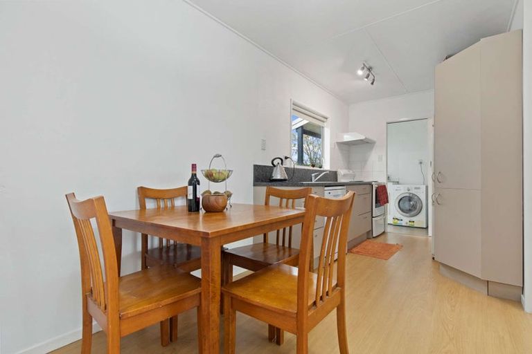 Photo of property in 118 Old Farm Road, Hamilton East, Hamilton, 3216