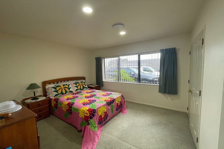 Photo of property in 43 Wairere Road, The Gardens, Auckland, 2105