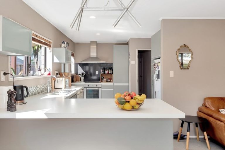 Photo of property in 121b Dickson Road, Papamoa Beach, Papamoa, 3118