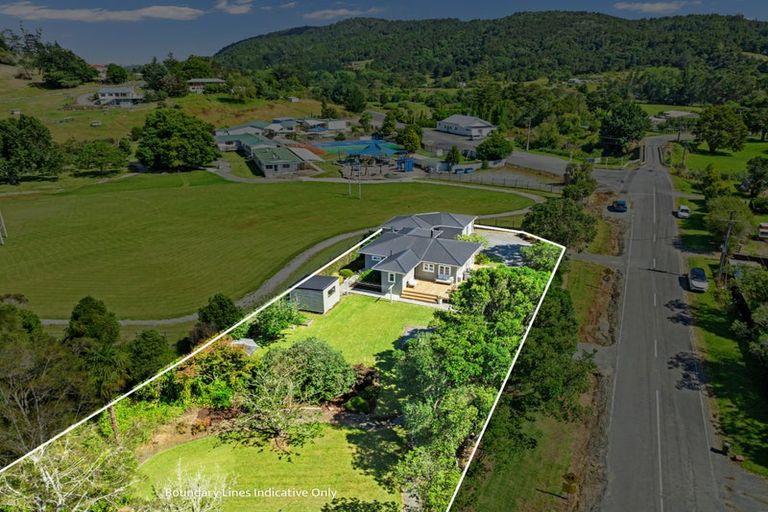 Photo of property in 116 Loop Road, Otaika, Whangarei, 0170