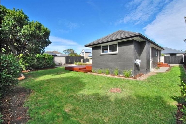 Photo of property in 28 Wentworth Street, Ilam, Christchurch, 8041