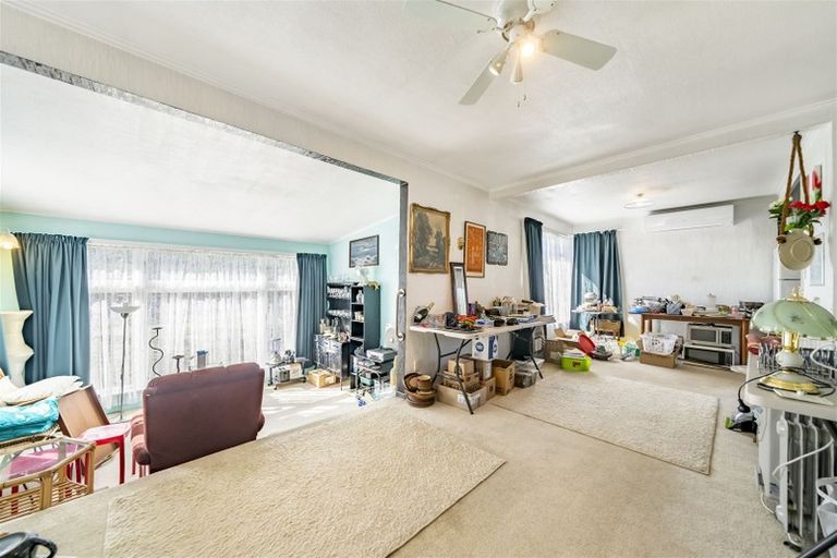 Photo of property in 20 Robertson Street, Elderslea, Upper Hutt, 5018