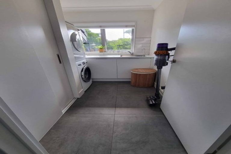 Photo of property in 1/21 Scott Avenue, Mangere Bridge, Auckland, 2022