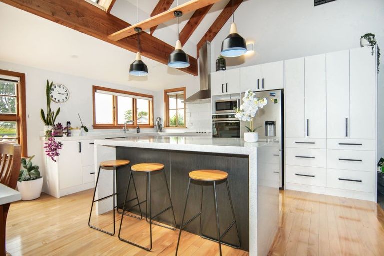 Photo of property in 6 Romilly Street, Westport, 7825