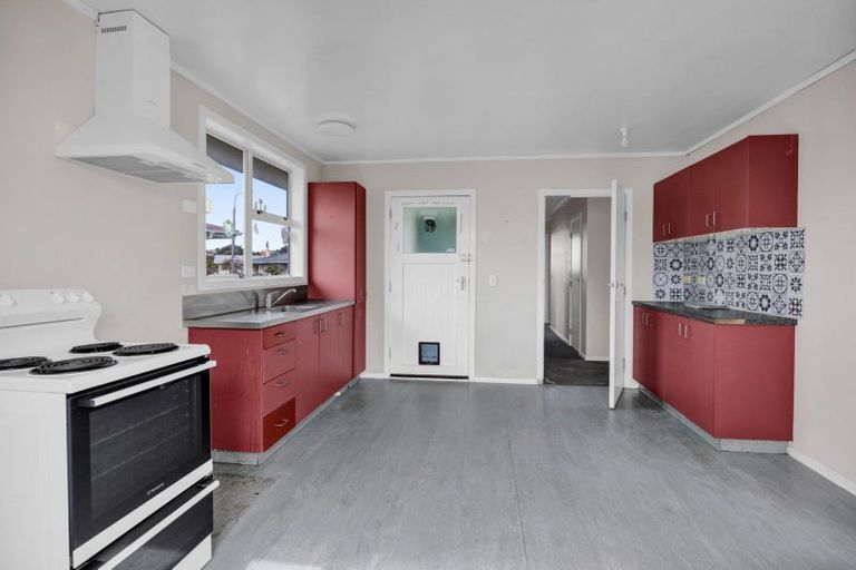 Photo of property in 40 Marama Crescent, Spotswood, New Plymouth, 4310
